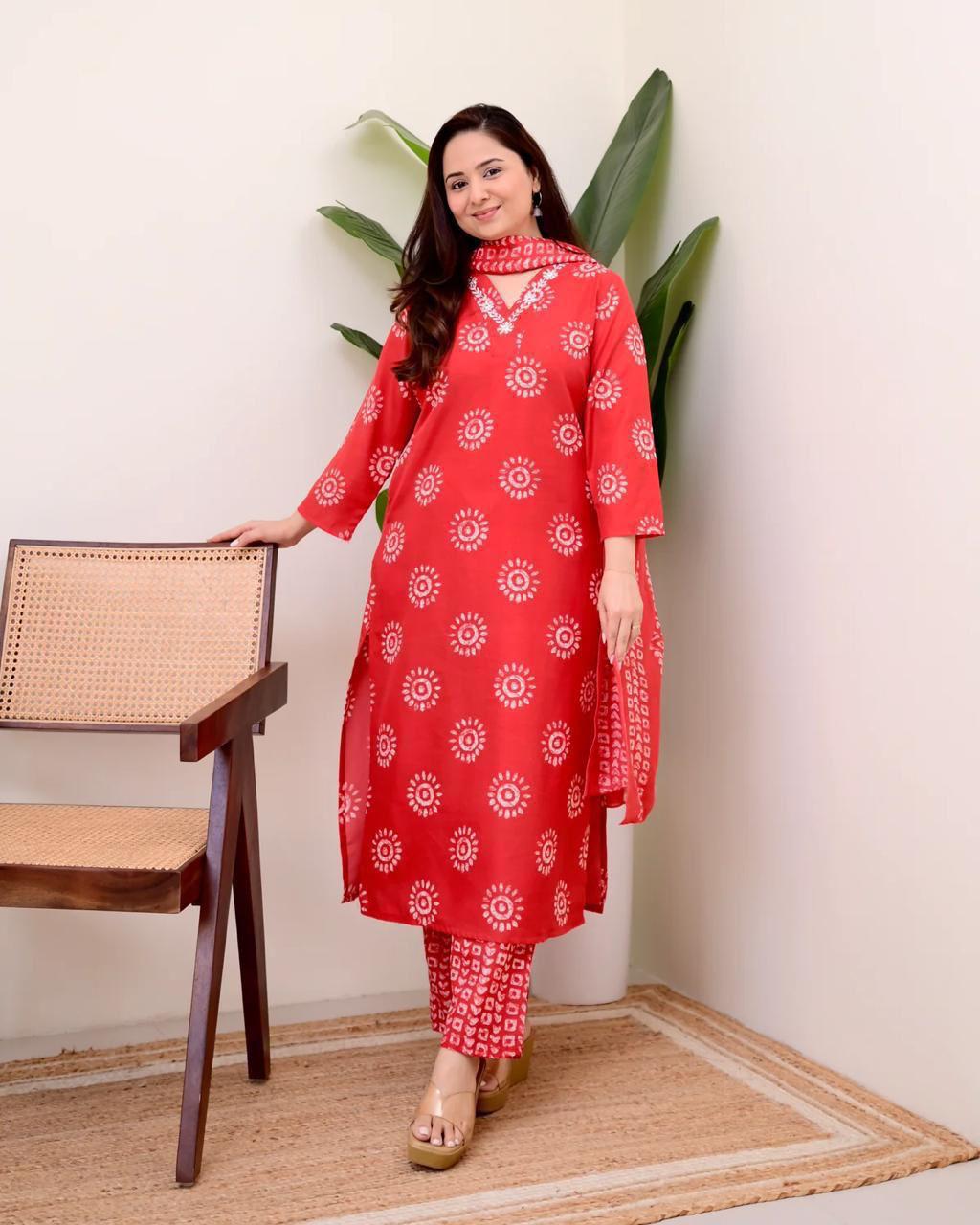 Floral print traditional kurta set women ethnic Rajasthani motif 3 piece with dupatta India