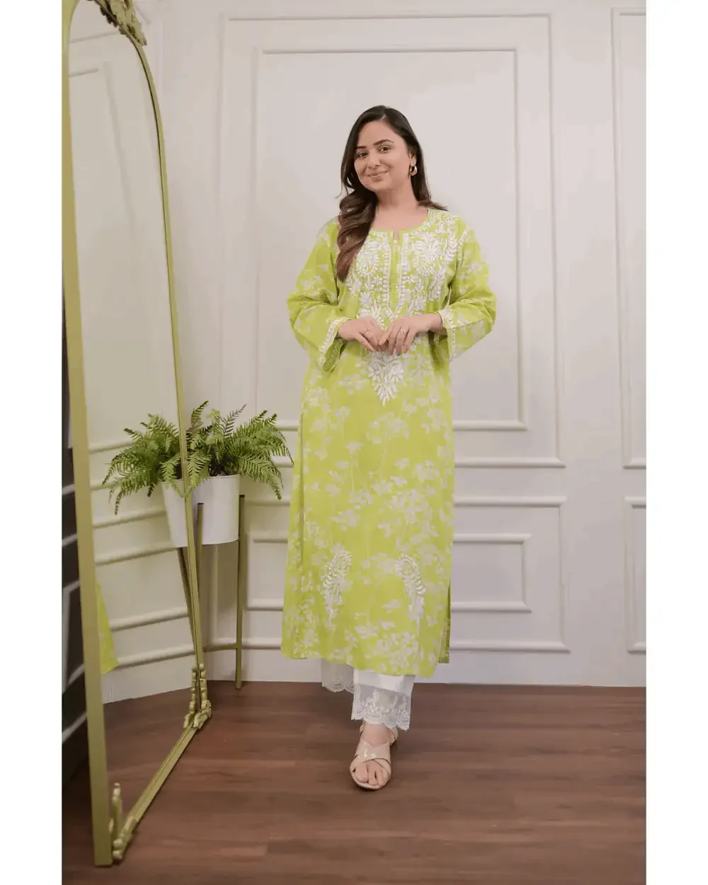 Beautiful Pure Mul Cotton Chikankari Kurti-Pant Set