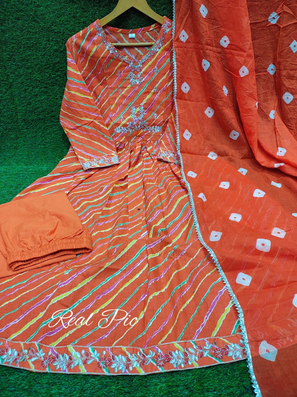 Ziyaa Suit Set