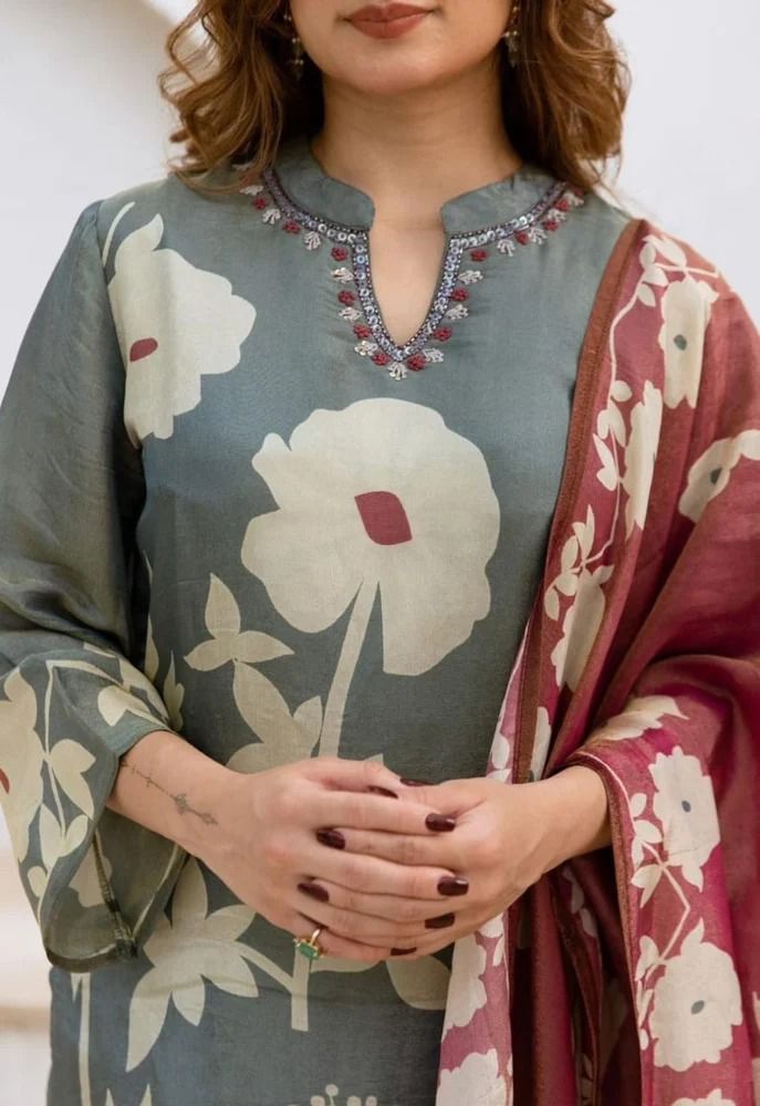 Ziyaa Suit Set