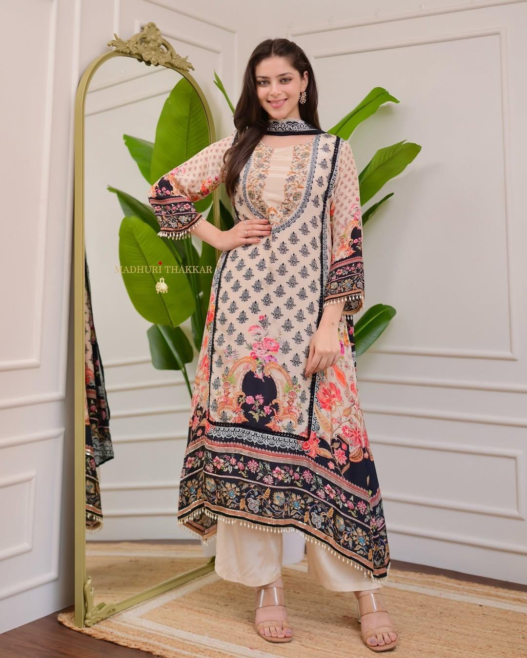 Ziyaa Suit Set
