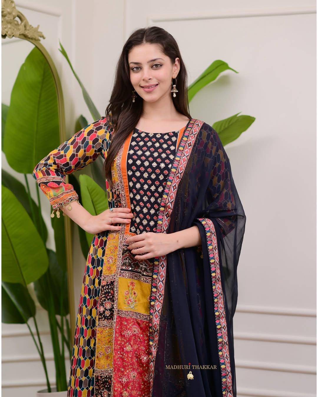 Ziyaa Suit Set